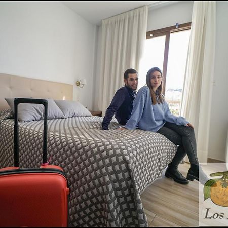 Hostal Y Apartamento Rural Los Naranjos Melegis Exteriör bild