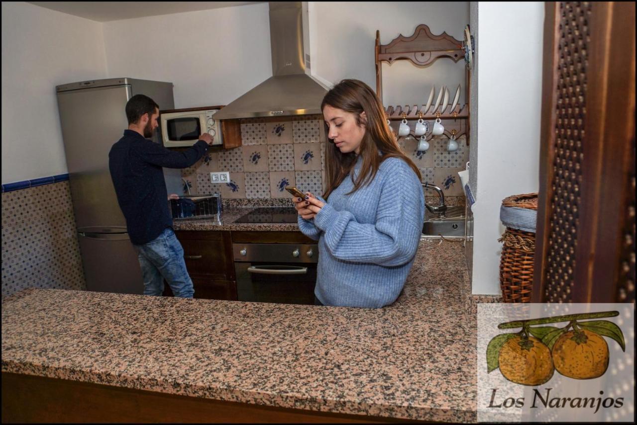 Hostal Y Apartamento Rural Los Naranjos Melegis Exteriör bild
