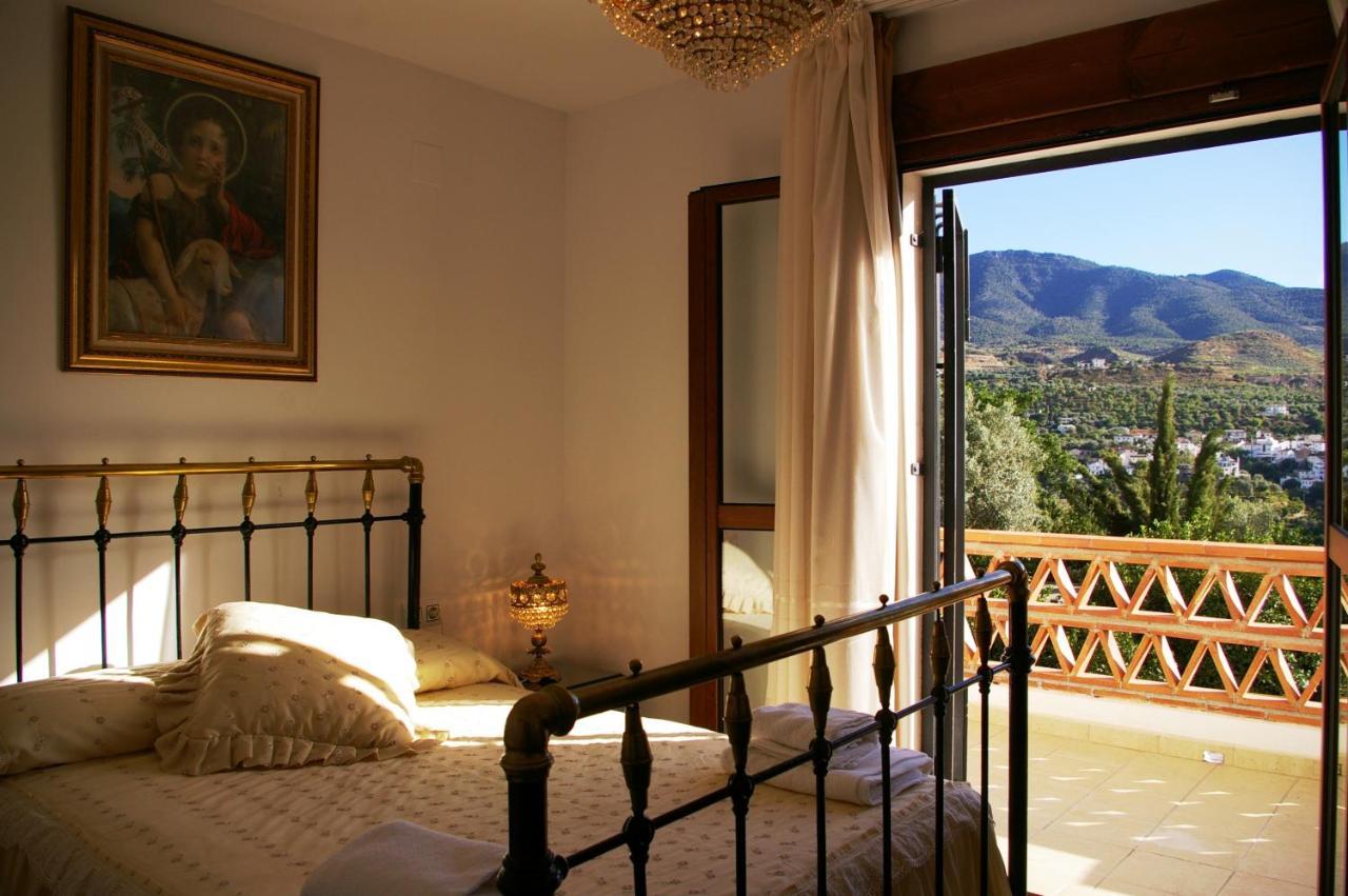 Hostal Y Apartamento Rural Los Naranjos Melegis Exteriör bild