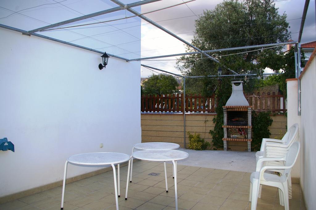 Hostal Y Apartamento Rural Los Naranjos Melegis Exteriör bild