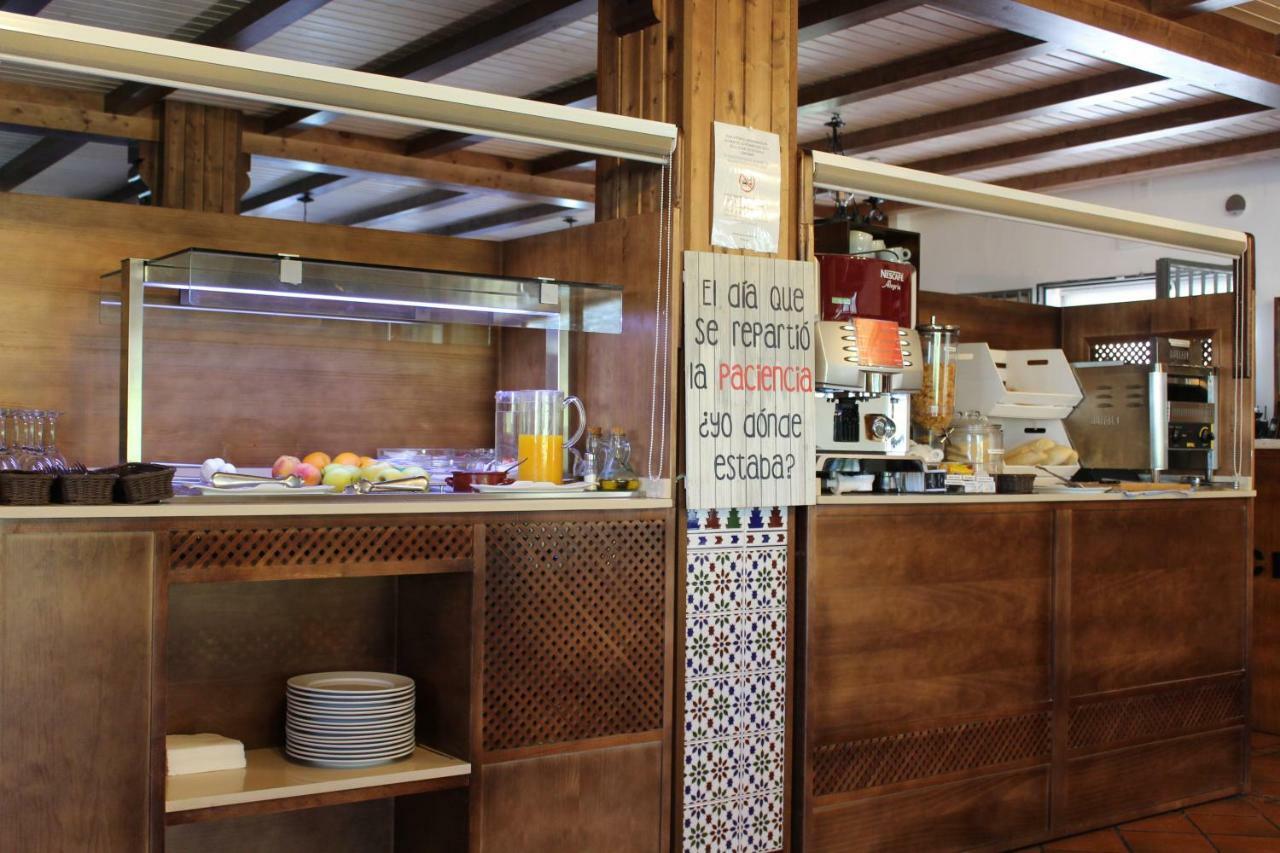 Hostal Y Apartamento Rural Los Naranjos Melegis Exteriör bild